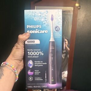 Philips Sonicare 6000 rechargeable toothbrush NWT